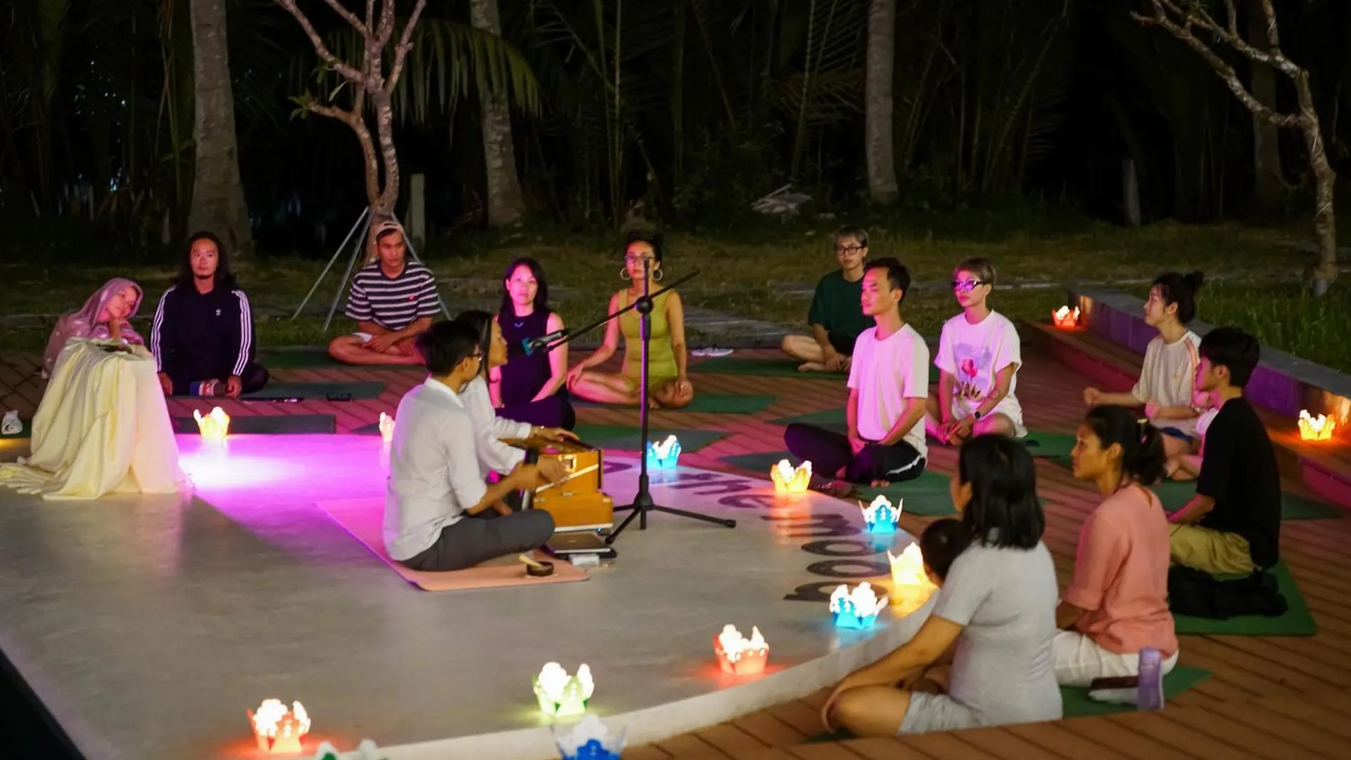 Moodhoian Riverside Resort & Spa Hội An Hotel