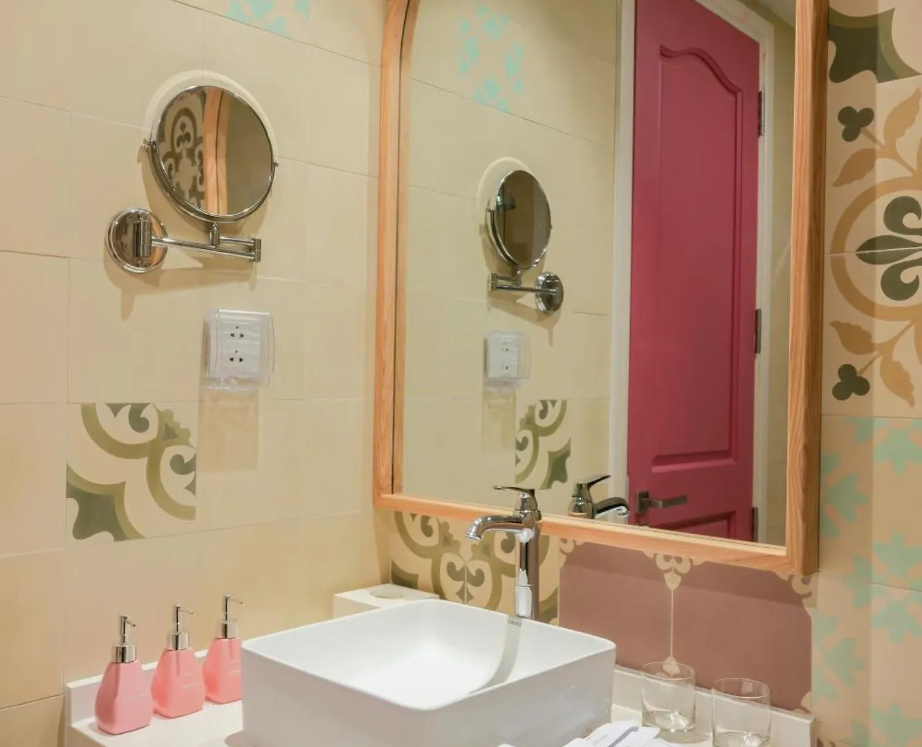 Moodhoian Riverside Resort & Spa Hội An